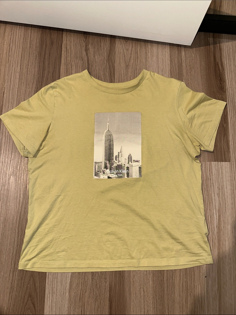 Calvin Klein Pale Yellow Short-Sleeve Crewneck Tee with Cityscape Graphic